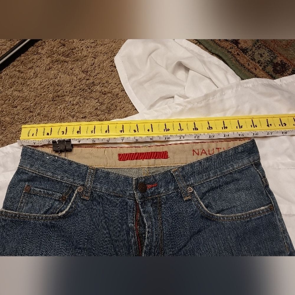 Nautica Relaxed Fit Medium Wash Straight Leg Jeans Mens Size 32x30 - Picture 6 of 8